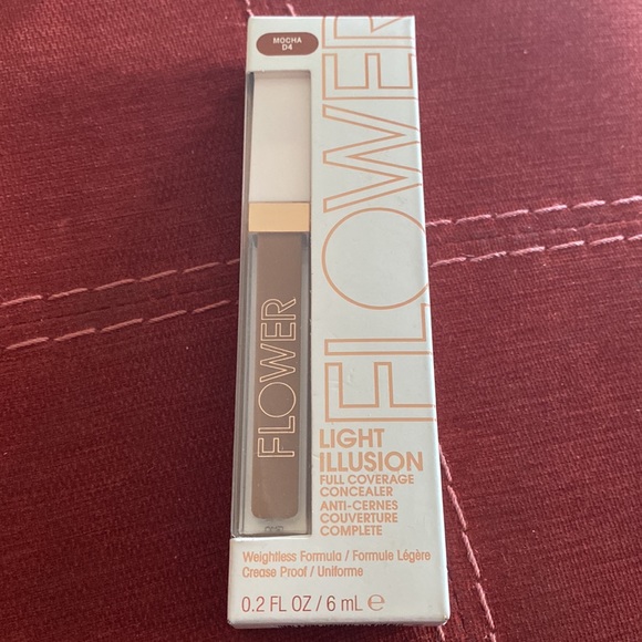 🆕FLOWER BEAUTY: Light Illusion Full Coverage Concealer- Mocha - Picture 4 of 5